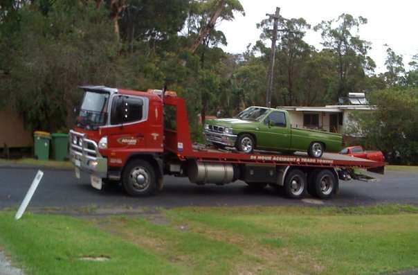 Josh Grigg's 1993 Nissan Navara - GAMBLD
